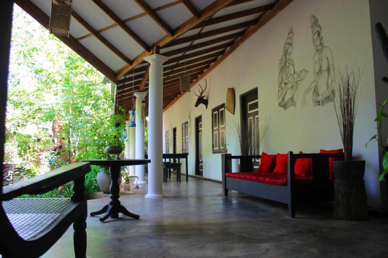 The Courtyard Villa Sigiriya Eksteriør bilde